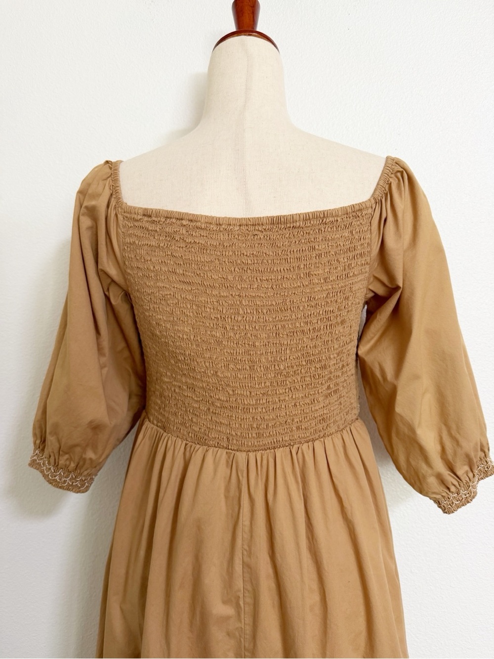 Old Navy Off Shoulder Smocked Poplin Cotton Midi Dress - Picture 8 of 16